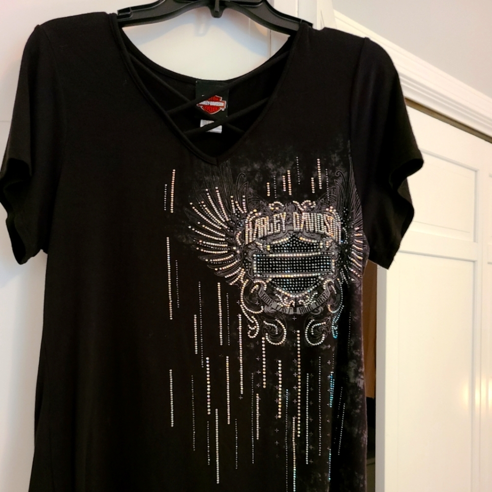 Harley-Davidson XL Black Embellished Criss-Cross V-neck Tee Shirt